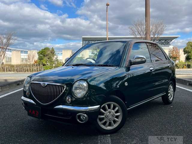 2000 Daihatsu Opti