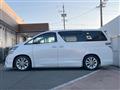 2010 Toyota Vellfire