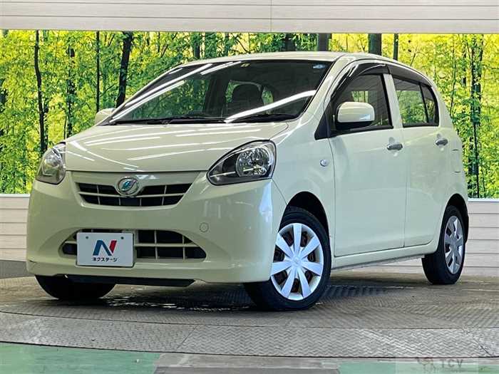 2013 Daihatsu Mira Es