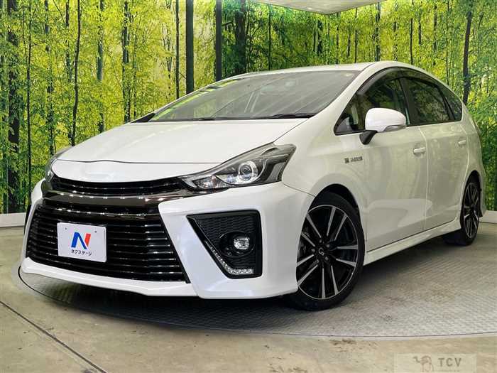 2016 Toyota PRIUS α