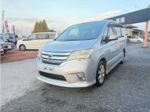 2013 Nissan Serena