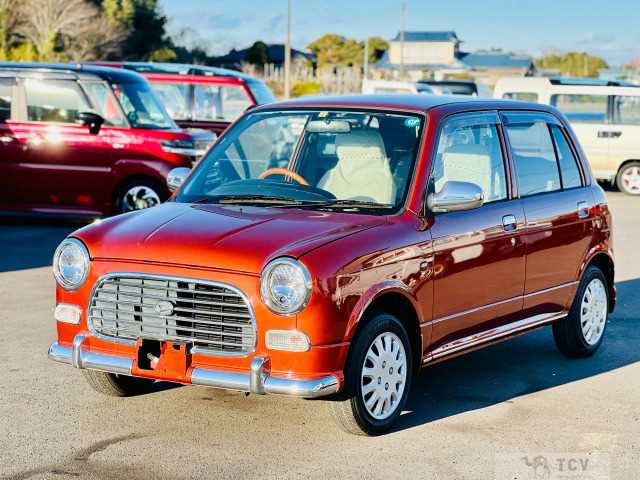 2002 Daihatsu Miragino