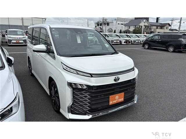 2023 Toyota Voxy