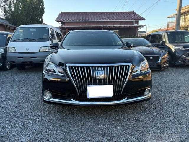 2014 Toyota Crown Majesta