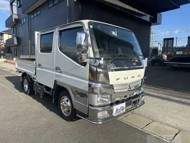 2020 Mitsubishi Canter