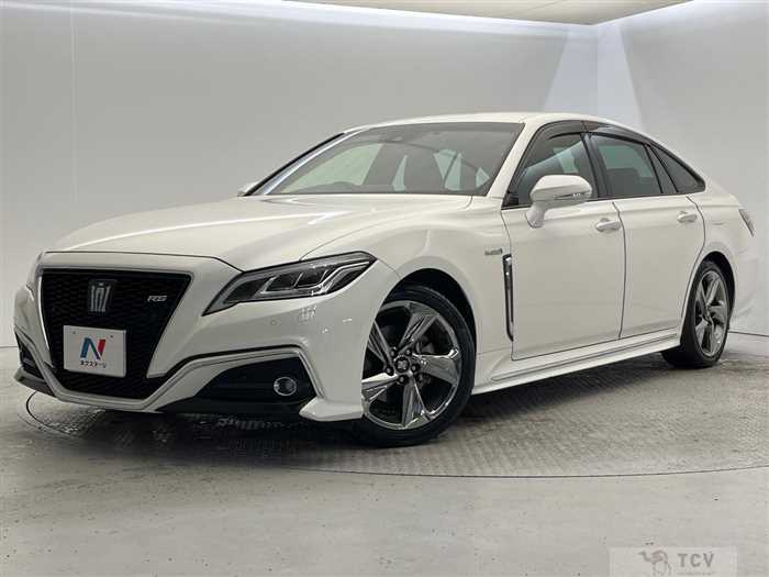 2019 Toyota Crown Hybrid