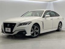 2019 Toyota Crown Hybrid