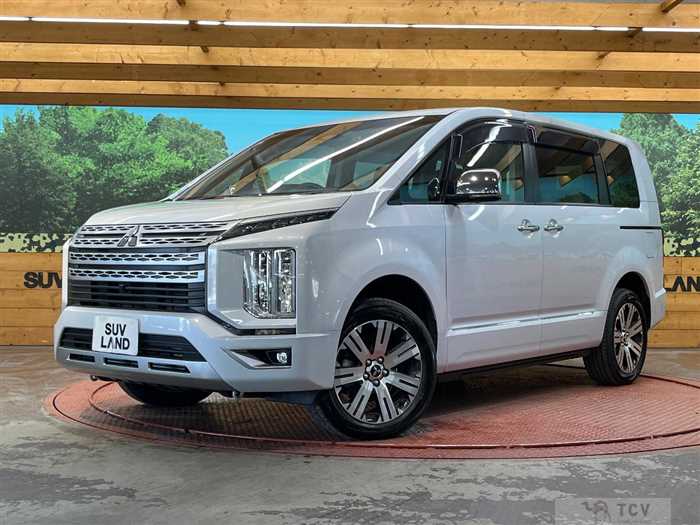 2024 Mitsubishi Delica D5