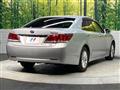 2013 Toyota Crown Hybrid