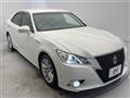 2014 Toyota Crown Hybrid