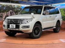 2018 Mitsubishi Pajero