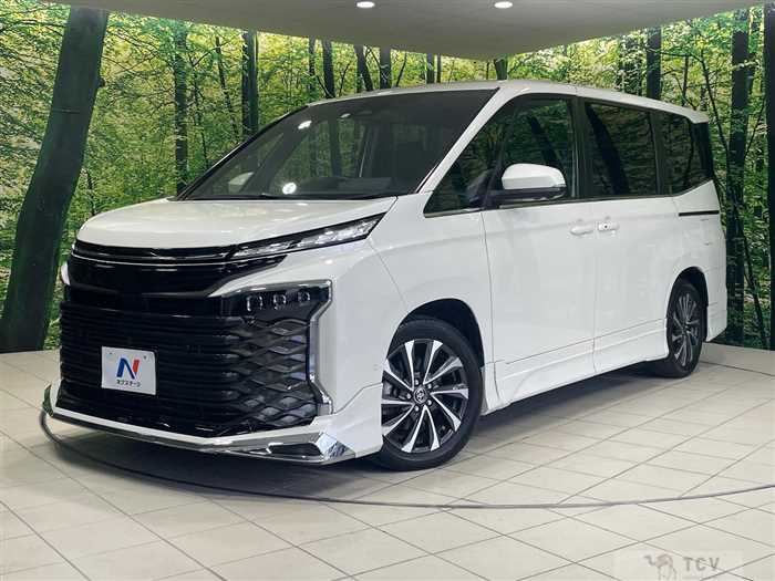 2023 Toyota Voxy