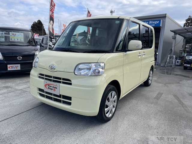 2011 Daihatsu Tanto