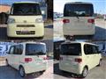 2010 Daihatsu Tanto