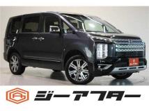 2023 Mitsubishi Delica D5
