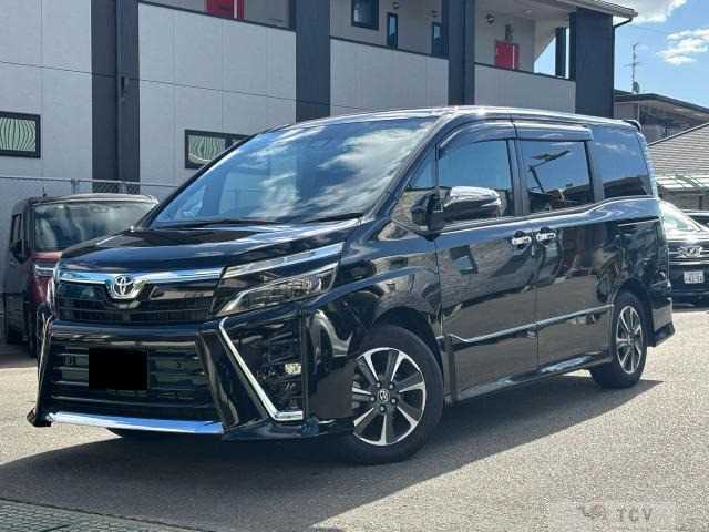2021 Toyota Voxy