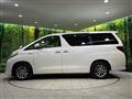 2014 Toyota Alphard Hybrid
