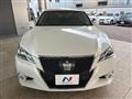 2013 Toyota Crown Hybrid