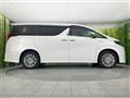 2020 Toyota Alphard Hybrid