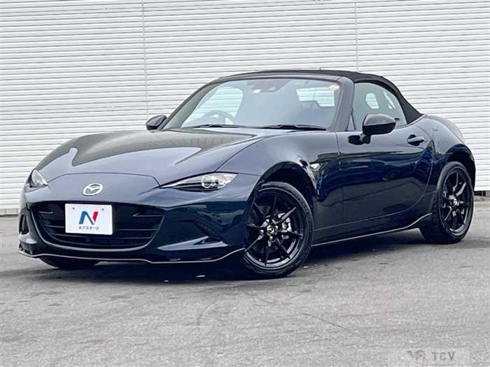 2023 Mazda Roadster