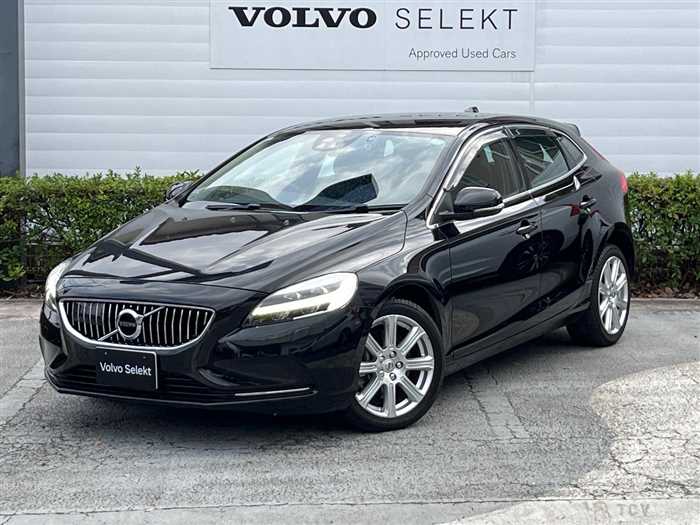 2017 Volvo V40