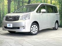 2010 Toyota Noah