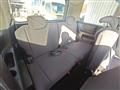 2005 Nissan Serena