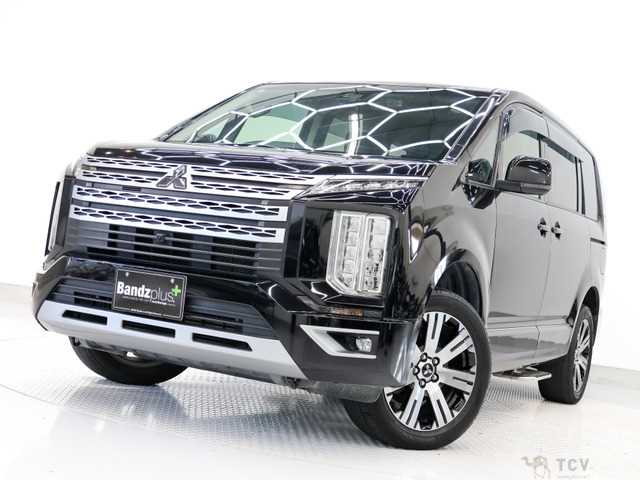 2019 Mitsubishi Delica D5