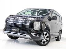 2019 Mitsubishi Delica D5