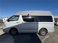 2005 Toyota Hiace Wagon