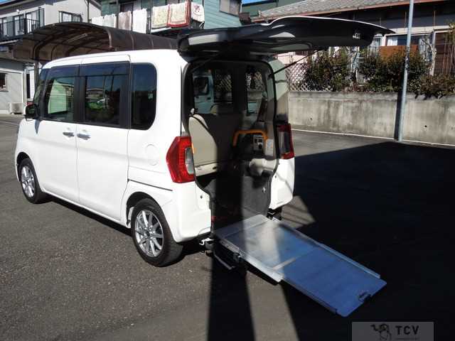 2014 Daihatsu Tanto
