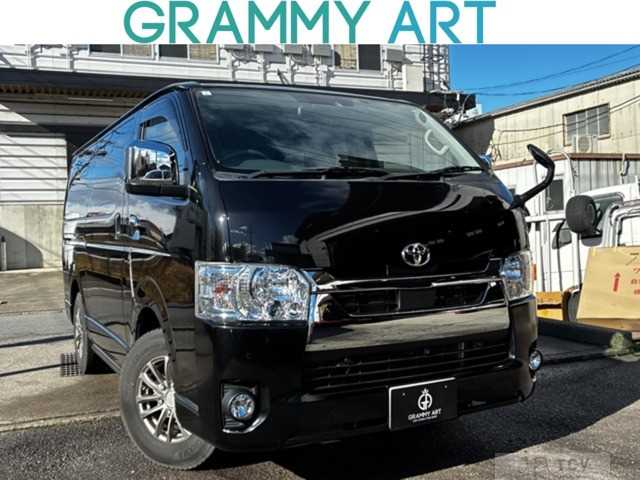 2022 Toyota Hiace Van