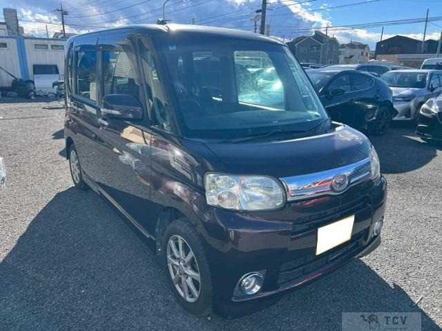2012 Daihatsu Tanto