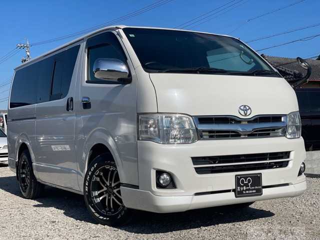 2011 Toyota Hiace Van