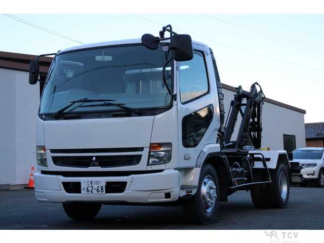 2007 Mitsubishi Fighter