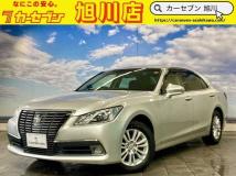2014 Toyota Crown