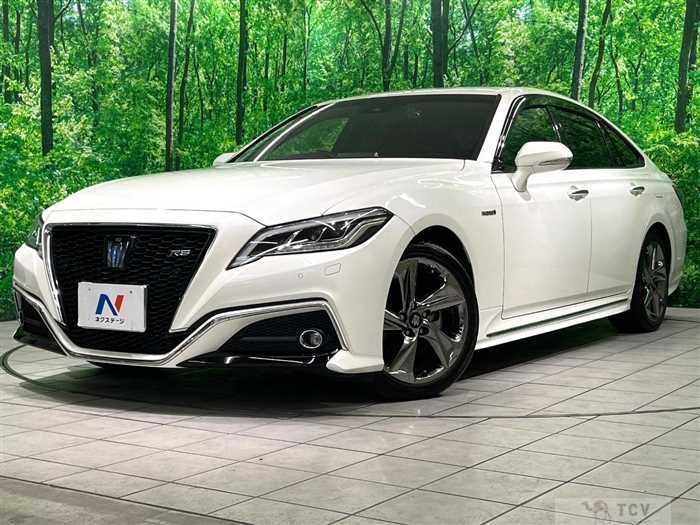 2020 Toyota Crown Hybrid