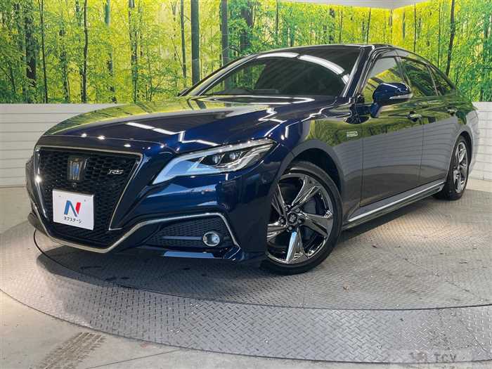 2020 Toyota Crown Hybrid