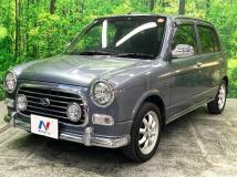 2004 Daihatsu Miragino