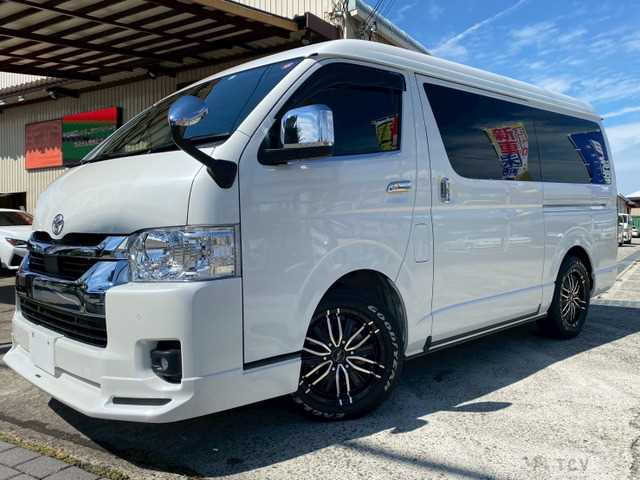 2023 Toyota Hiace Wagon