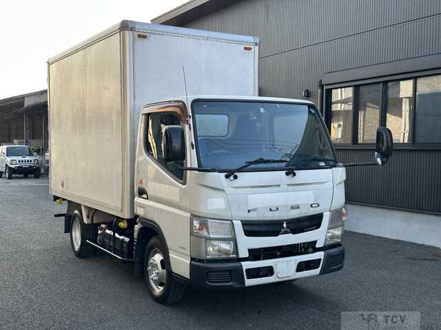 2013 Mitsubishi Canter