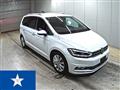 2017 Volkswagen Golf Touran