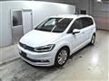 2017 Volkswagen Golf Touran