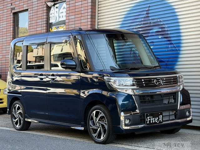 2019 Daihatsu Tanto Custom