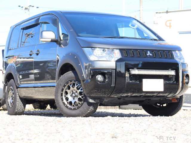 2018 Mitsubishi Delica D5