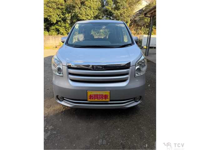2008 Toyota Noah