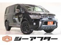 2015 Mitsubishi Delica D5