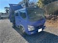 2004 Mitsubishi Canter