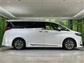 2023 Toyota Alphard Hybrid