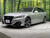 2019 Toyota Crown Hybrid